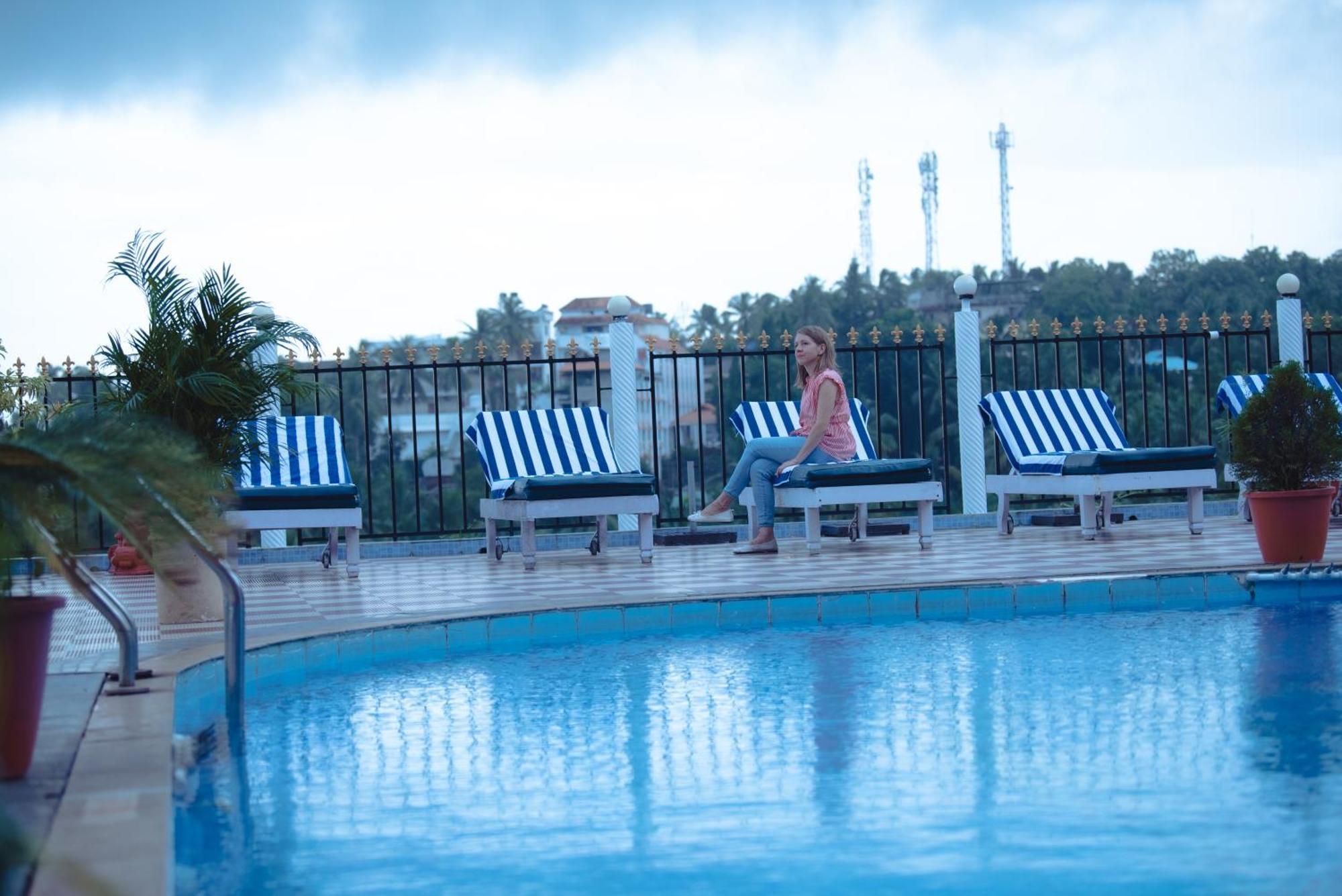 Atreya Ayurveda Beach Retreat Kovalam Buitenkant foto